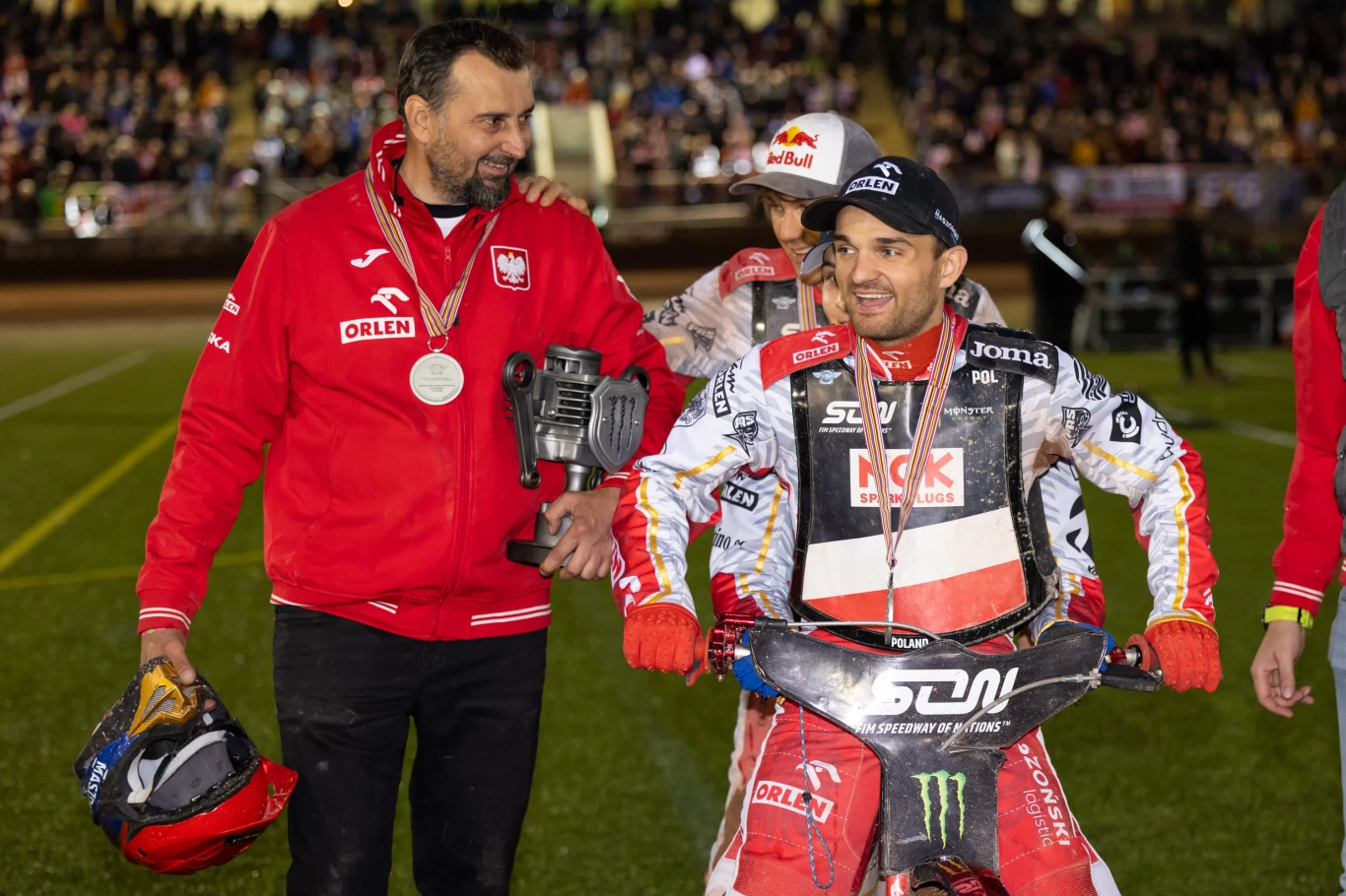 Rafał Dobrucki z Bartoszem Zmarzlikiem i Maciejem Janowskim Rafał Dobrucki z Bartoszem Zmarzlikiem i Maciejem Janowskim