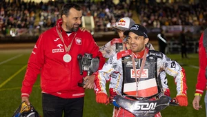 Rafał Dobrucki z Bartoszem Zmarzlikiem i Maciejem Janowskim