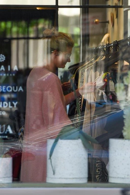 Zborowska parkuje na zakazie Zborowska parkuje na zakazie