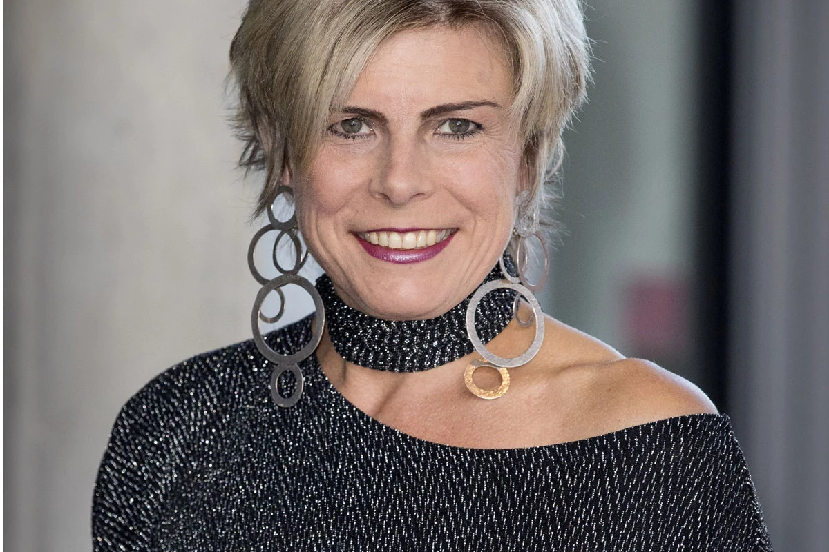 Księżna Laurentien lubi efektowne kolczyki Księżna Laurentien lubi efektowne kolczyki