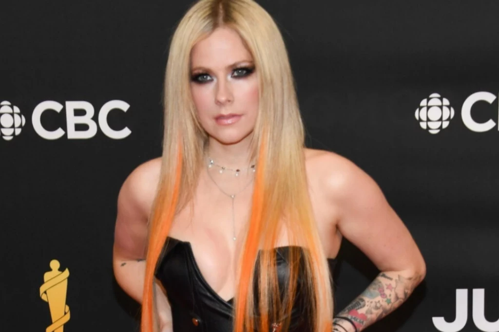 „Punkowa księżniczka” Avril Lavigne wróciła. Gwiazda pojawiła się na gali Juno Awards