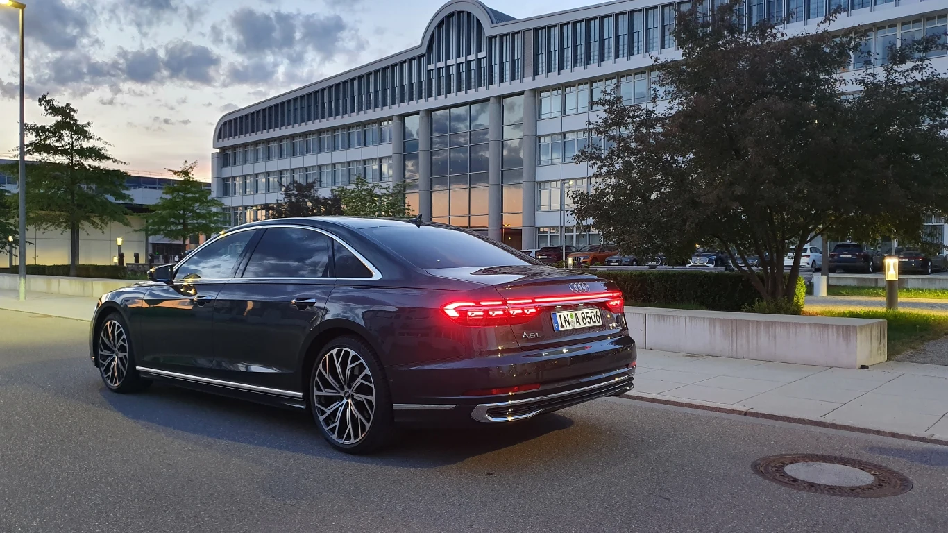 Audi A8 2022