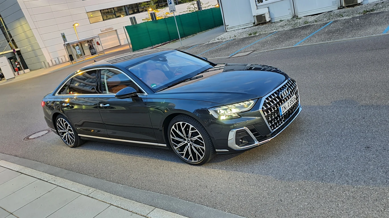 Audi A8 2022