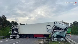 W tym zderzeniu czterech ciężarówek zginęła jedna osoba