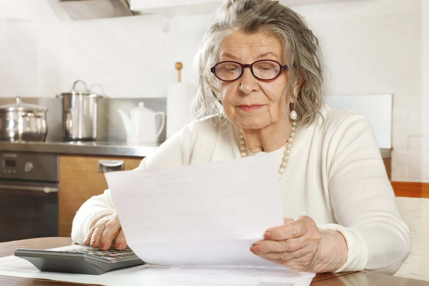 Warto pamiętać, że sam ZUS nie przelicza emerytury na podstawie wyroku TK i samodzielnie należy złożyć wniosek Warto pamiętać, że sam ZUS nie przelicza emerytury na podstawie wyroku TK i samodzielnie należy złożyć wniosek