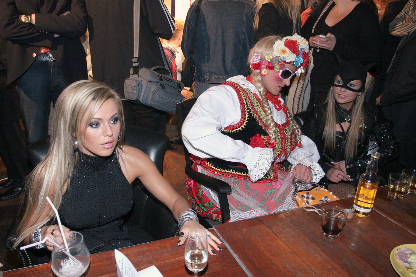 Doda i Michał Wiśniewski w przebraniu, grudzień 2005 