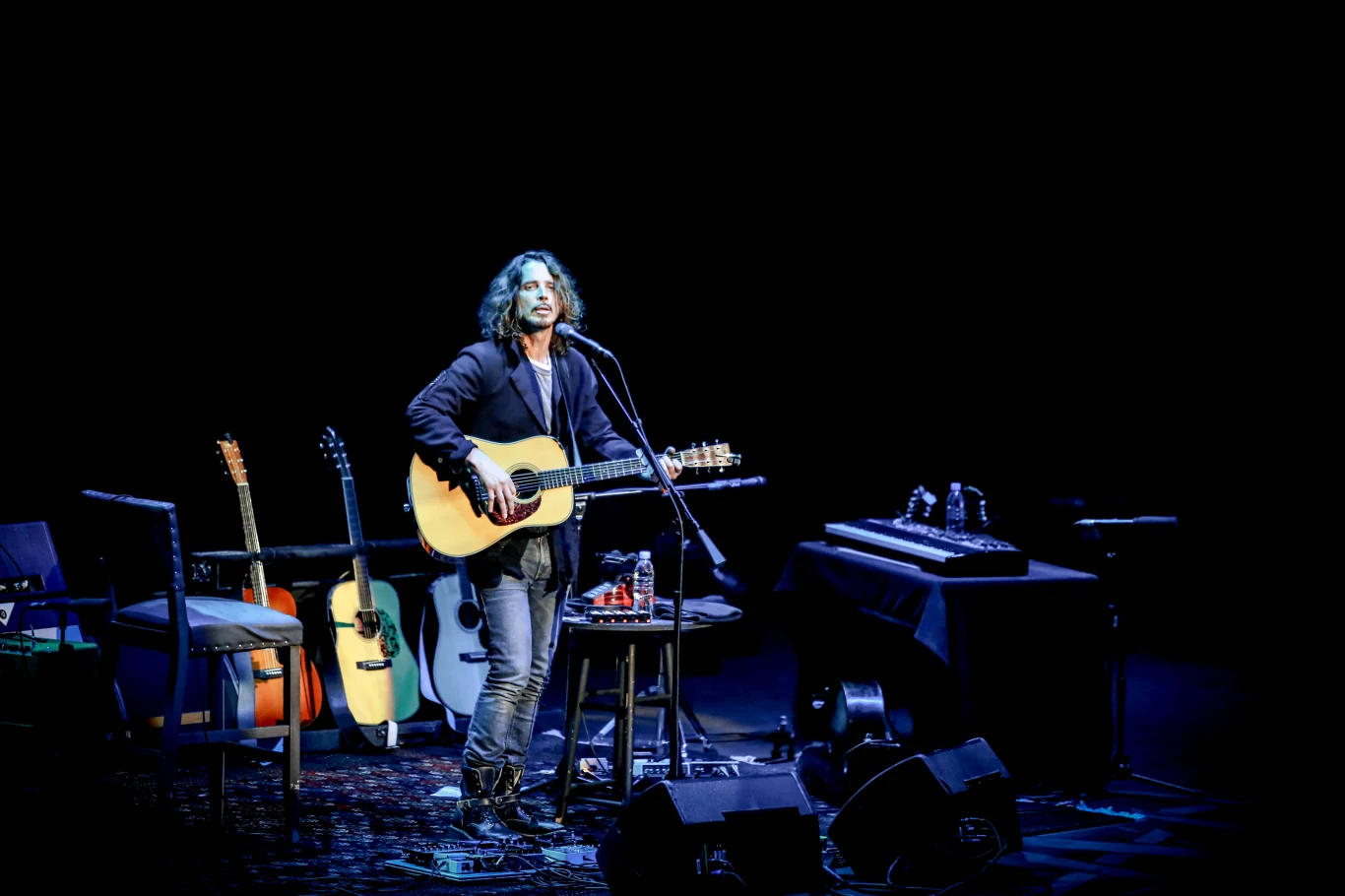 Wokalista Chris Cornell kontynuował karierę solową (nagrał m.in. piosenkę do filmu o przygodach Jamesa Bonda, "You Know My Name"). W sumie wydał pięć solowych płyt - ostatnia z nich, "Higher Truth", ukazała się we wrześniu 2015 r.