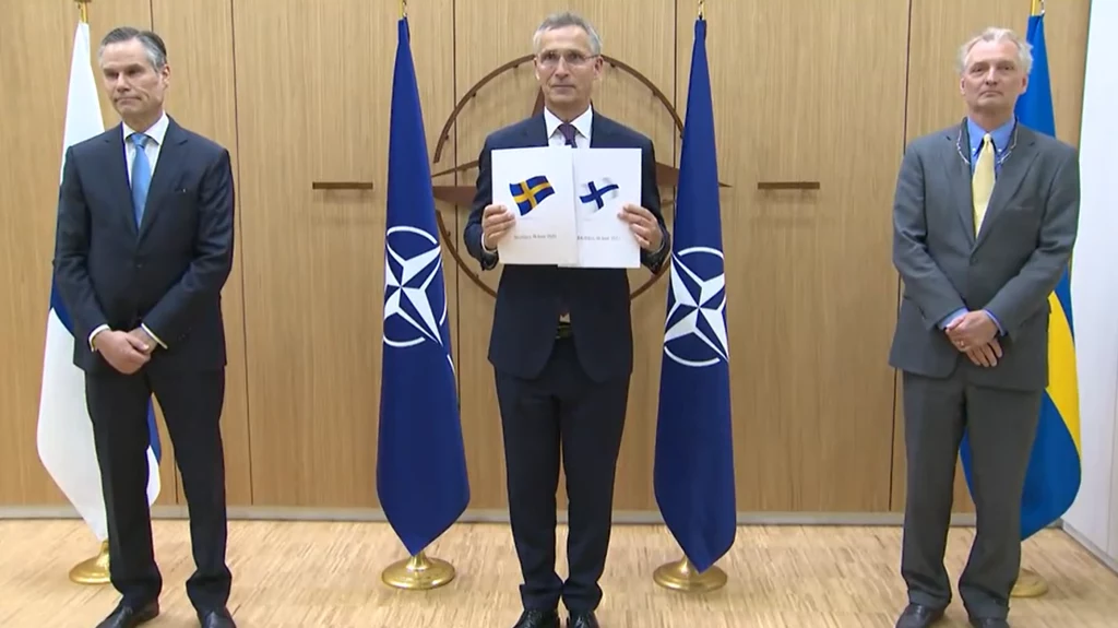 Finlandia i Szwecja wspólnie złożyly wniosek o akcesję do NATO Finlandia i Szwecja wspólnie złożyly wniosek o akcesję do NATO