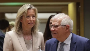 Holenderska minister obrony Kajsa Ollongren i szef polityki zagranicznej UE Josep Borrell