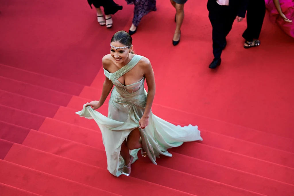 Amandine Petit na czerwonym dywanie w Cannes Amandine Petit na czerwonym dywanie w Cannes