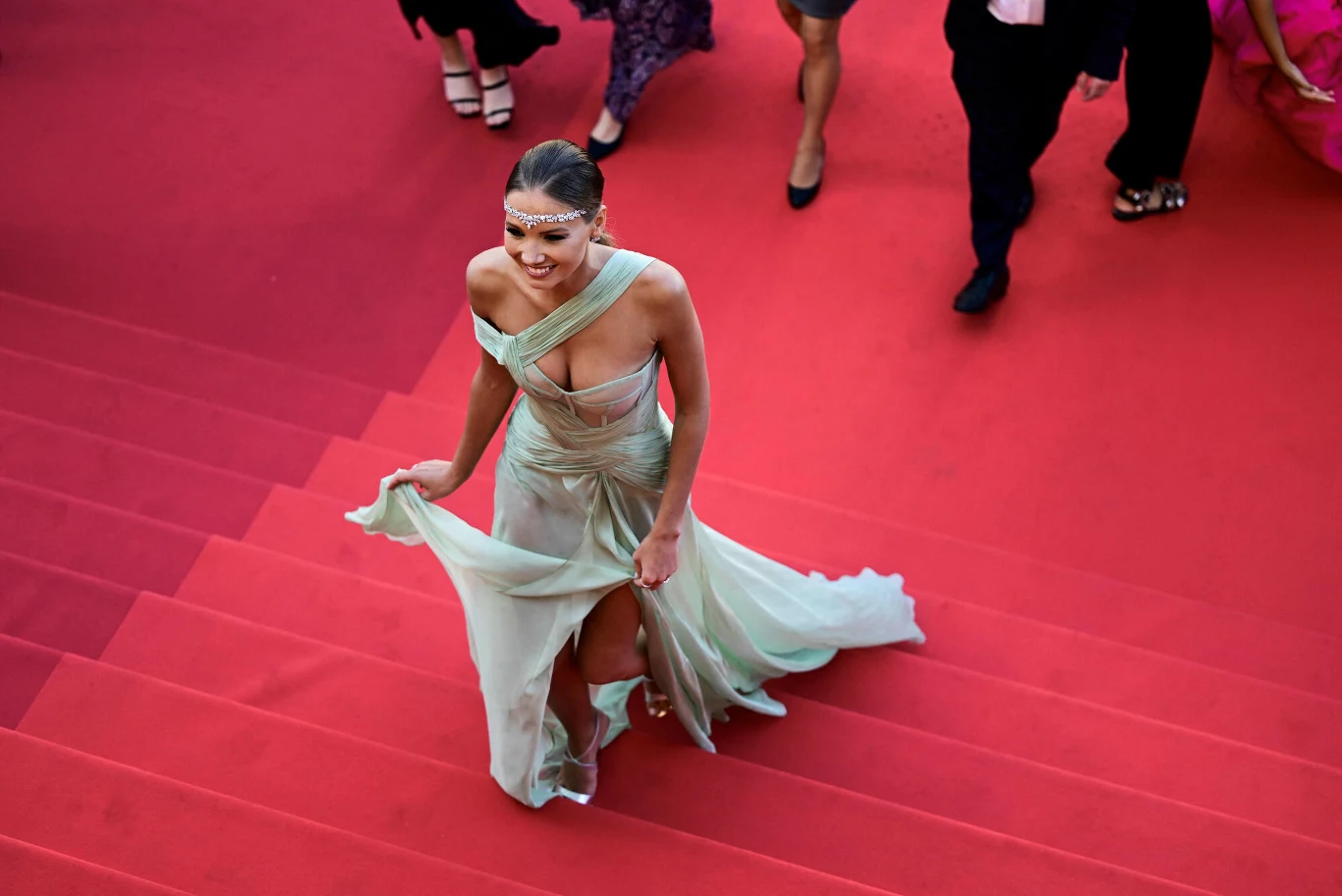 Amandine Petit na czerwonym dywanie w Cannes