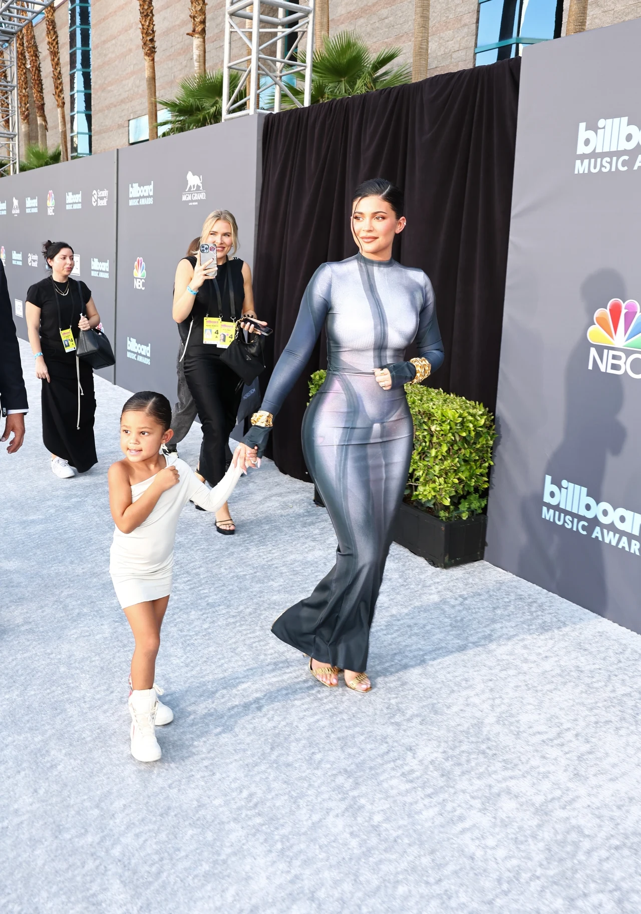 Kylie Jenner i mała Stormi na imprezie Kylie Jenner i mała Stormi na imprezie
