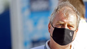 Jego szkoła jazdy jest najlepsza, ale ten sędzia budzi grozę