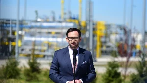 Daniel Obajtek na konferencji prasowej w instalacji Bajerze w województwie kujawsko-pomorskim