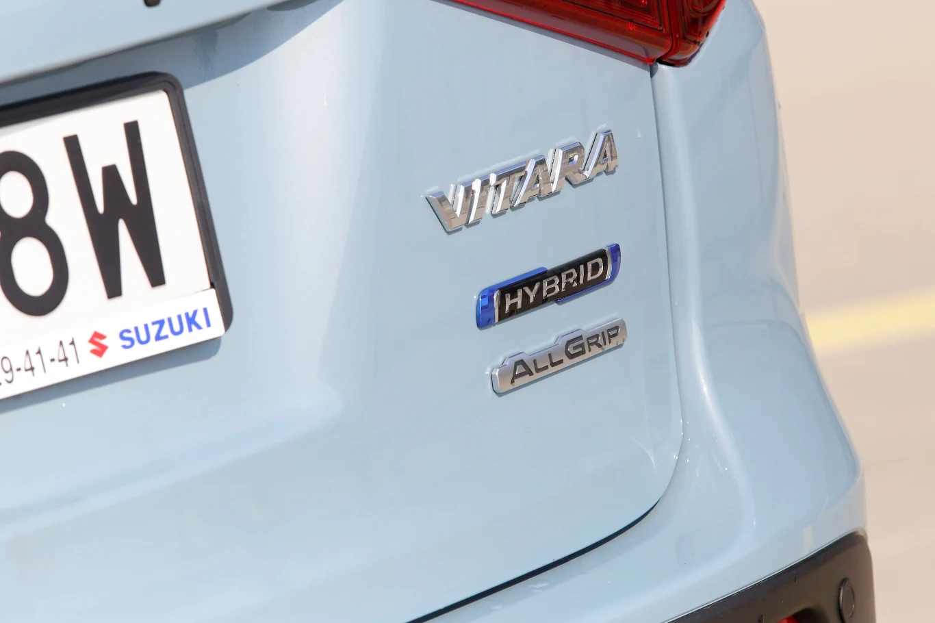 Suzuki Vitara Strong Hybrid. Kiedy rozsądek wygrywa z emocjami Suzuki Vitara Strong Hybrid. Kiedy rozsądek wygrywa z emocjami