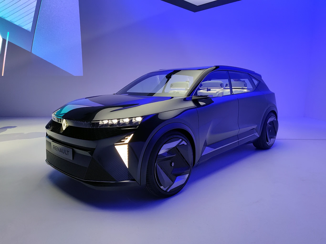 Renault Scenic Vision – niezwykły koncept napędzany niezwykłym napędem Renault Scenic Vision – niezwykły koncept napędzany niezwykłym napędem