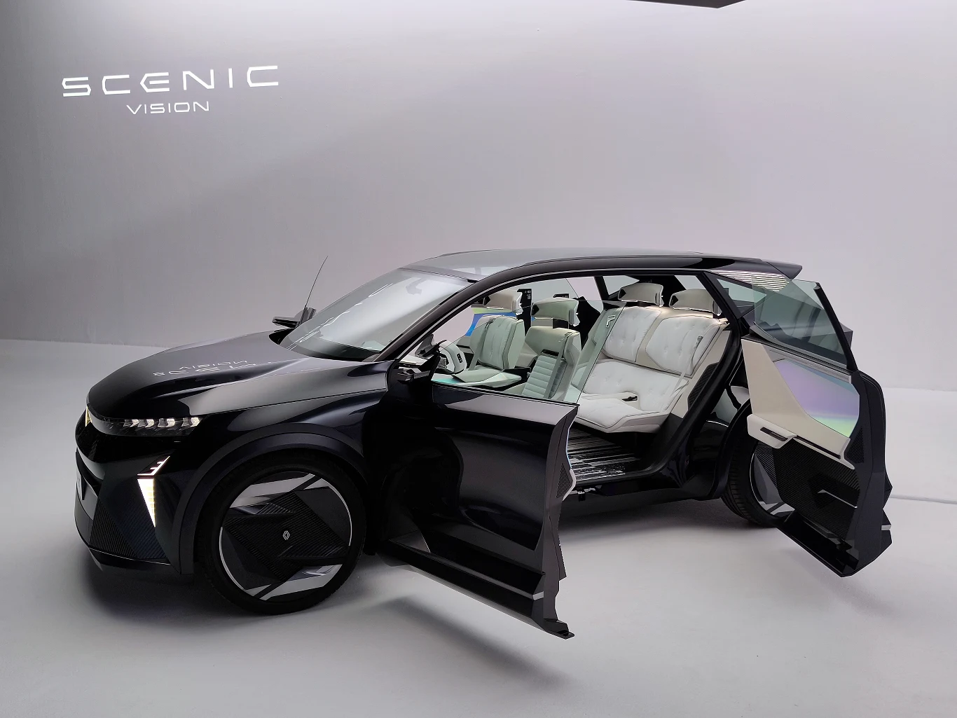 Renault Scenic Vision – niezwykły koncept napędzany niezwykłym napędem Renault Scenic Vision – niezwykły koncept napędzany niezwykłym napędem