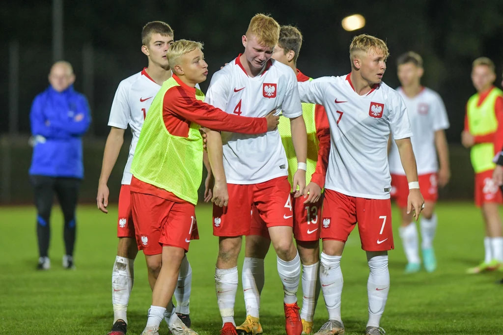Polska przegrała z Holandią 1-2 na mistrzostwach Europy U-17 Polska przegrała z Holandią 1-2 na mistrzostwach Europy U-17