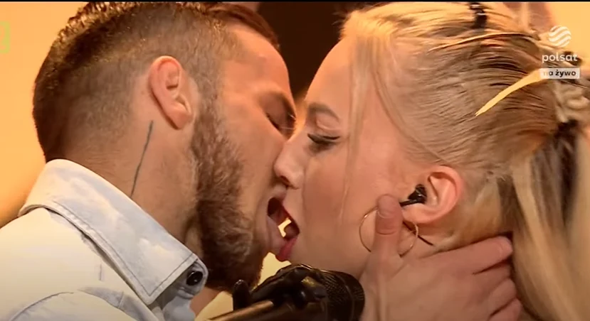 Screen z: https://www.youtube.com/watch?v=kGj9NKsky7o&t=10s Screen z: https://www.youtube.com/watch?v=kGj9NKsky7o&t=10s