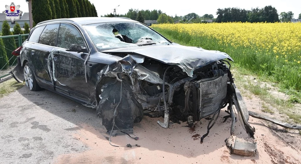 Wjechał Audi w ogrodzenie. Tłumaczeniem zaskoczył policjantów 