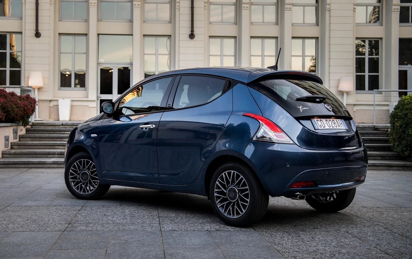 Lancia Ypsilon