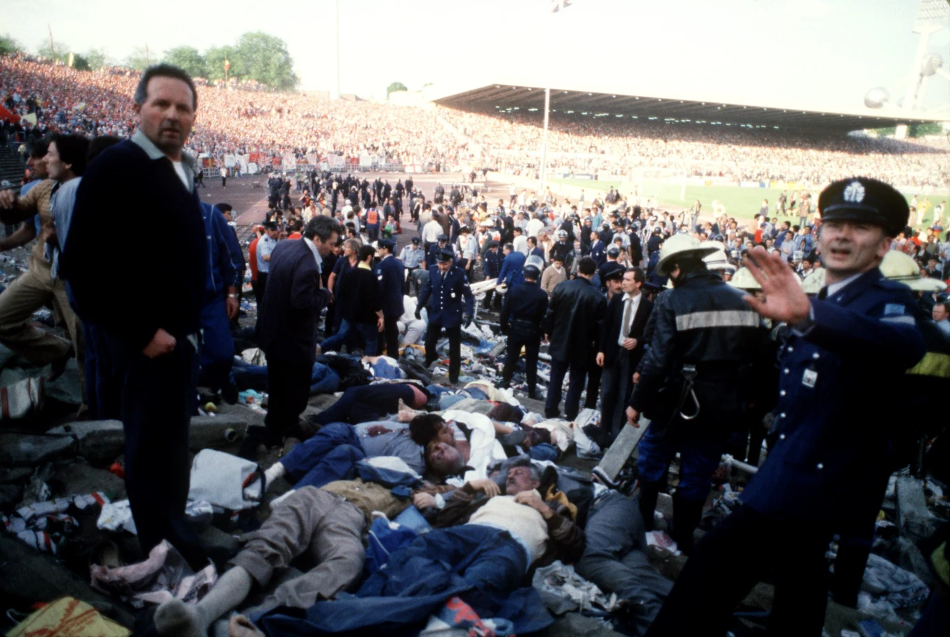 W 1985 roku na stadionie Heysel zginęło 39 kibiców W 1985 roku na stadionie Heysel zginęło 39 kibiców