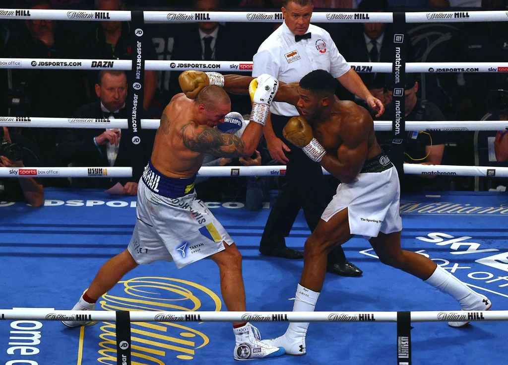 Ołeksandr Usyk w walce z Anthonym Joshuą Ołeksandr Usyk w walce z Anthonym Joshuą