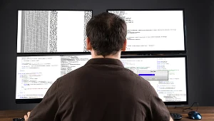 Mediana wynagrodzeń testerów oprogramowania wyniosła 6257 zł