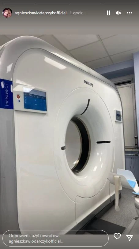 "Była tomografia, RTG, badania krwi i USG brzucha" - napisała.