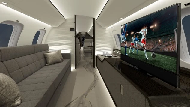 Bombardier Global 800 na pokładzie oferuje apartament rozrywkowy z potężnym, panoramicznym telewizorem /foto: Bombardier