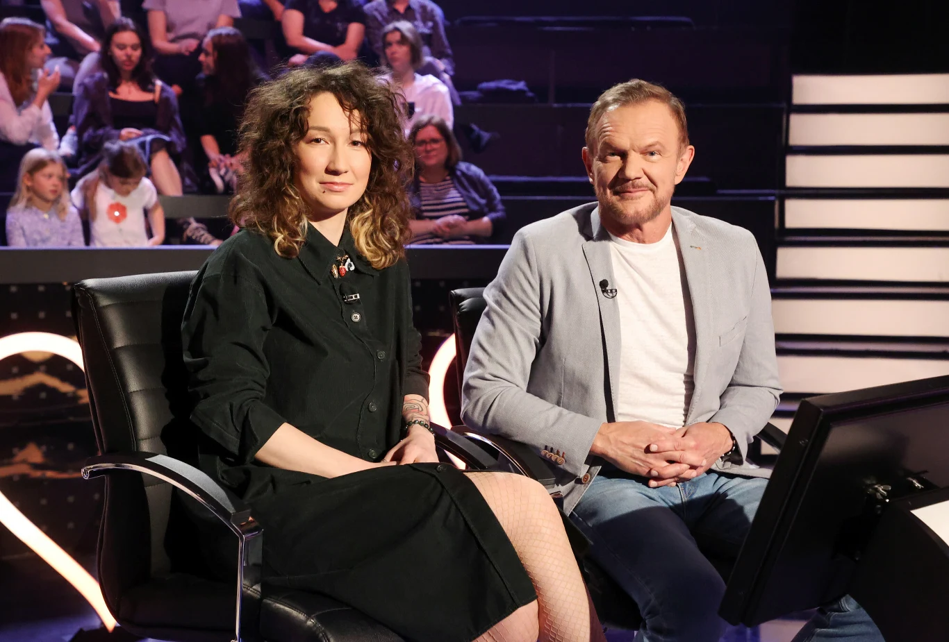 Cezary Pazura z córką Anastazją w "Milionerach" Cezary Pazura z córką Anastazją w "Milionerach"