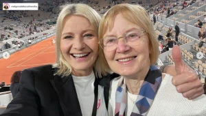 Małgorzata Kożuchowska z mamą w Paryżu na kortach Roland Garros