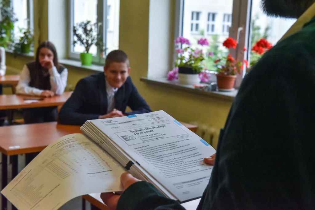 Egzamin ósmoklasisty z języka angielskiego 2022. Co będzie na teście? Egzamin ósmoklasisty z języka angielskiego 2022. Co będzie na teście?
