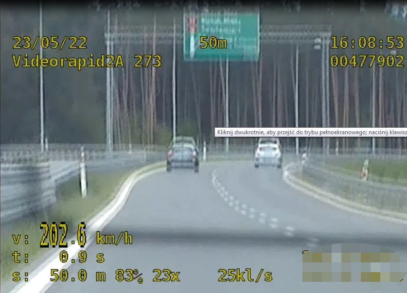 Policjanci oszacowali prędkość Opla na 202 km/h