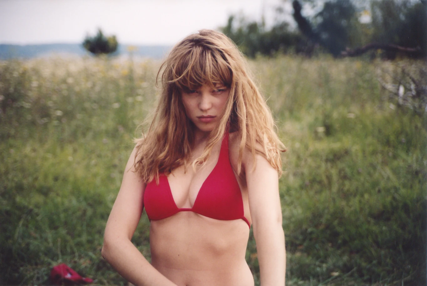 Lea Seydoux w filmie "Plein sud" Lea Seydoux w filmie "Plein sud"