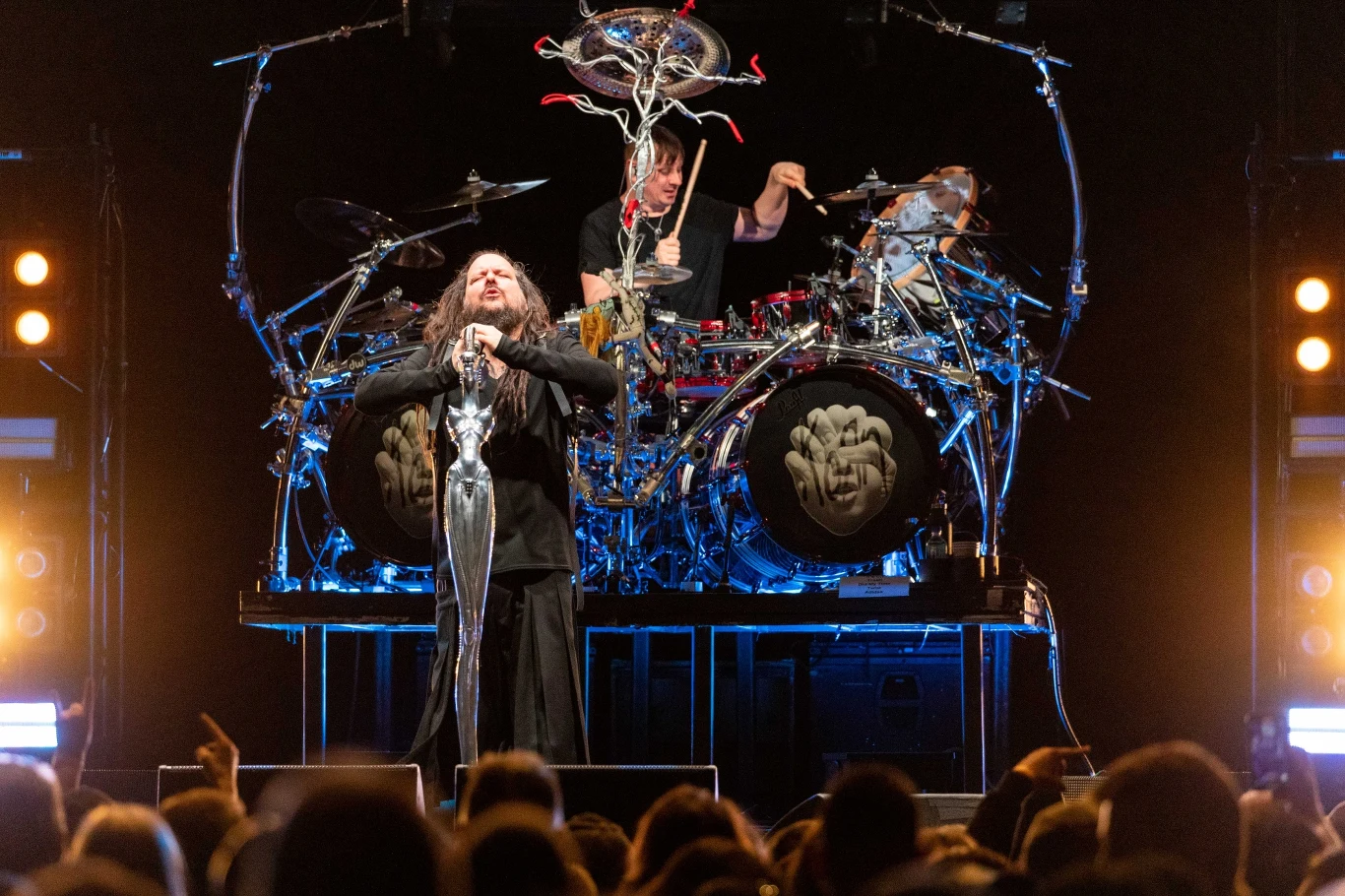 Korn w Polsce: Nu-metal podbija Warszawę. Jak dojechać na COS Torwar? Korn w Polsce: Nu-metal podbija Warszawę. Jak dojechać na COS Torwar?