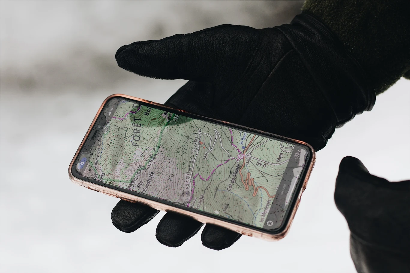 Dobór apki z mapami może nie jest łatwy.  Mamy kilka programów, które naszym zdaniem mogą pomóc podczas dalekich podróży