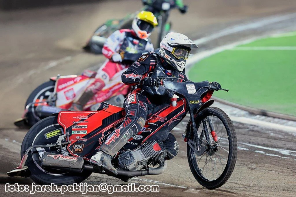 Jan Kvech na prowadzeniu