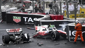 Formuła 1 - GP Monaco. Tyle zostało z bolidu Micka Schumachera