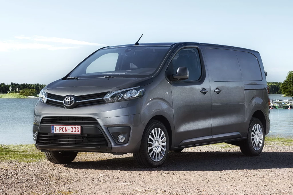 Od 2012 roku Stellantis produkuje dla Toyoty model PROACE. Później dołączył mniejszy PROACE CITY, a teraz dojdzie większy pojazd