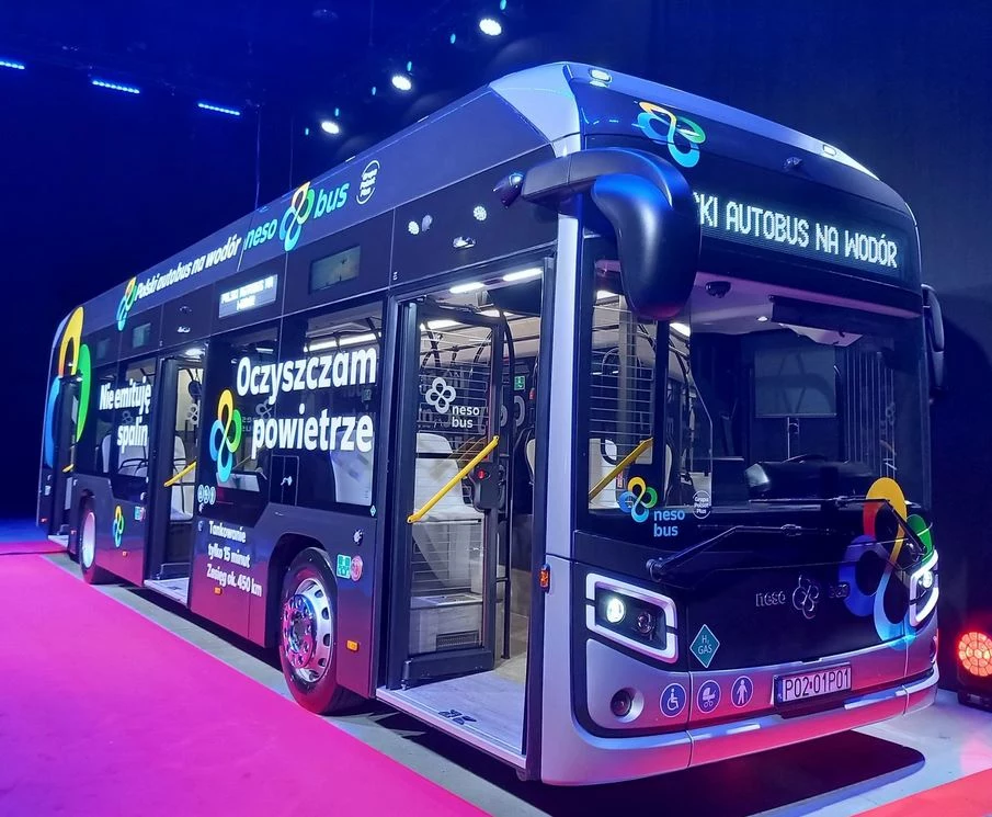 NesoBus to całkowicie nowy, wyprodukowany w Polsce zeroemisyjny miejski autobus wodorowy