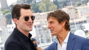 Joseph Kosinski (L) i Tom Cruise (P)