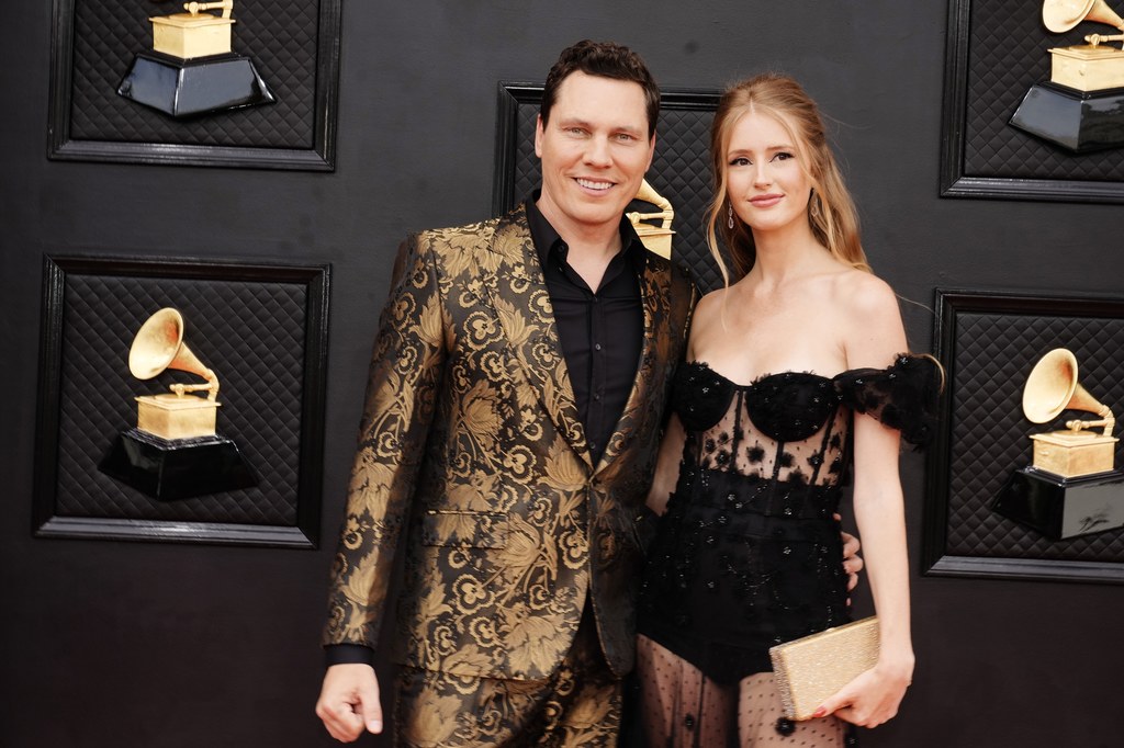 Tiësto i Annika Backes na gali Grammy - Las Vegas, 3 kwietnia 2022 r.