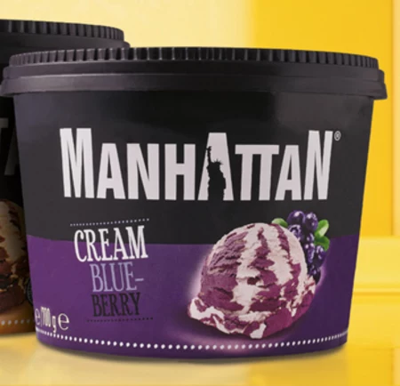 Manhattan Lody ze śmietanką i lody jagodowe 1400 ml