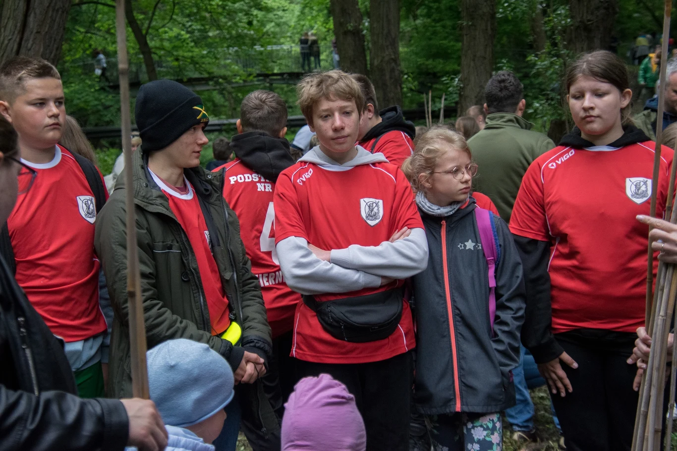 W ostatnią niedzielę, 29 maja akcja "Czyste, Zielone Miasta" dotarła do Skierniewic. Akcja „Czyste, Zielone Miasta” rozpoczęła się na terenie Parku Miejskiego w Skierniewicach. Najpierw odbyło się sprzątanie terenu oraz sadzenie drzew przekazanych przez Lasy Państwowe. Wydarzeniom związanym z projektem "Czyste, Zielone Miasta" towarzyszył zorganizowany obok Kosmiczny Dzień Dziecka. 