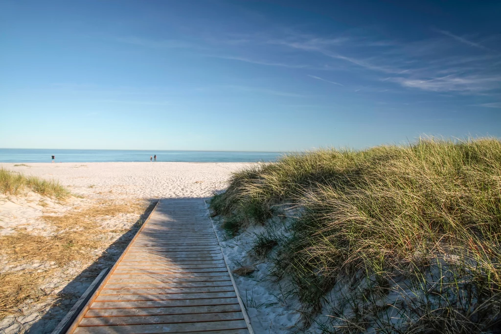 Południowe wybrzeże Bornholmu to piaszczyste plaże