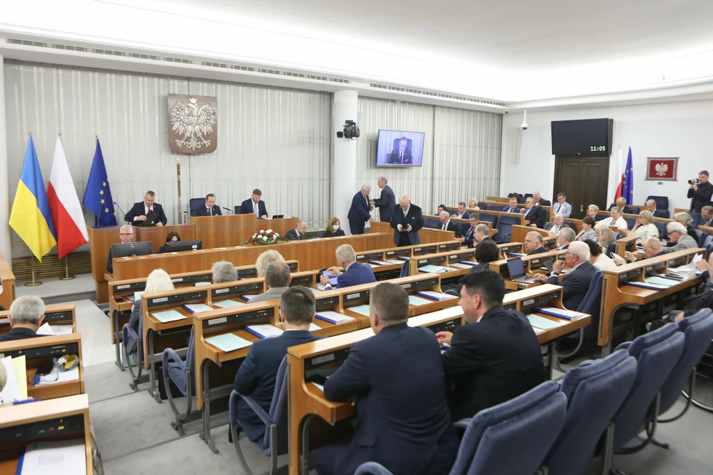 Senat zebrał się, by zadecydować o przyszłości nowelizacji ustawy o SN Senat zebrał się, by zadecydować o przyszłości nowelizacji ustawy o SN