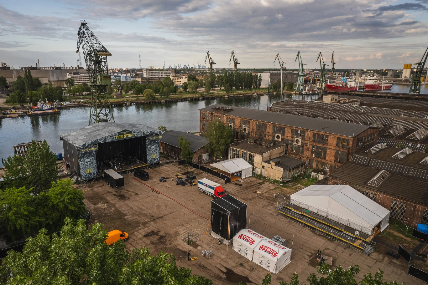 Mystic Festival odbywa się na terenie Stoczni Gdańskiej