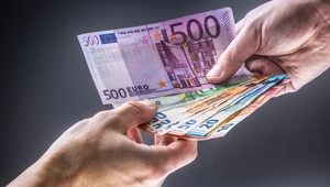 „W warunkach widocznych napięć gospodarczych, niedopuszczalne jest aby kapitał z krajów demokratycznych, wysokorozwiniętych, płynął do państw o reżimie autorytarnym"