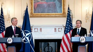 Sekretarz stanu USA Antony Blinken podczas konferencji prasowej z sekretarzem generalnym NATO Jensem Stoltenbergiem